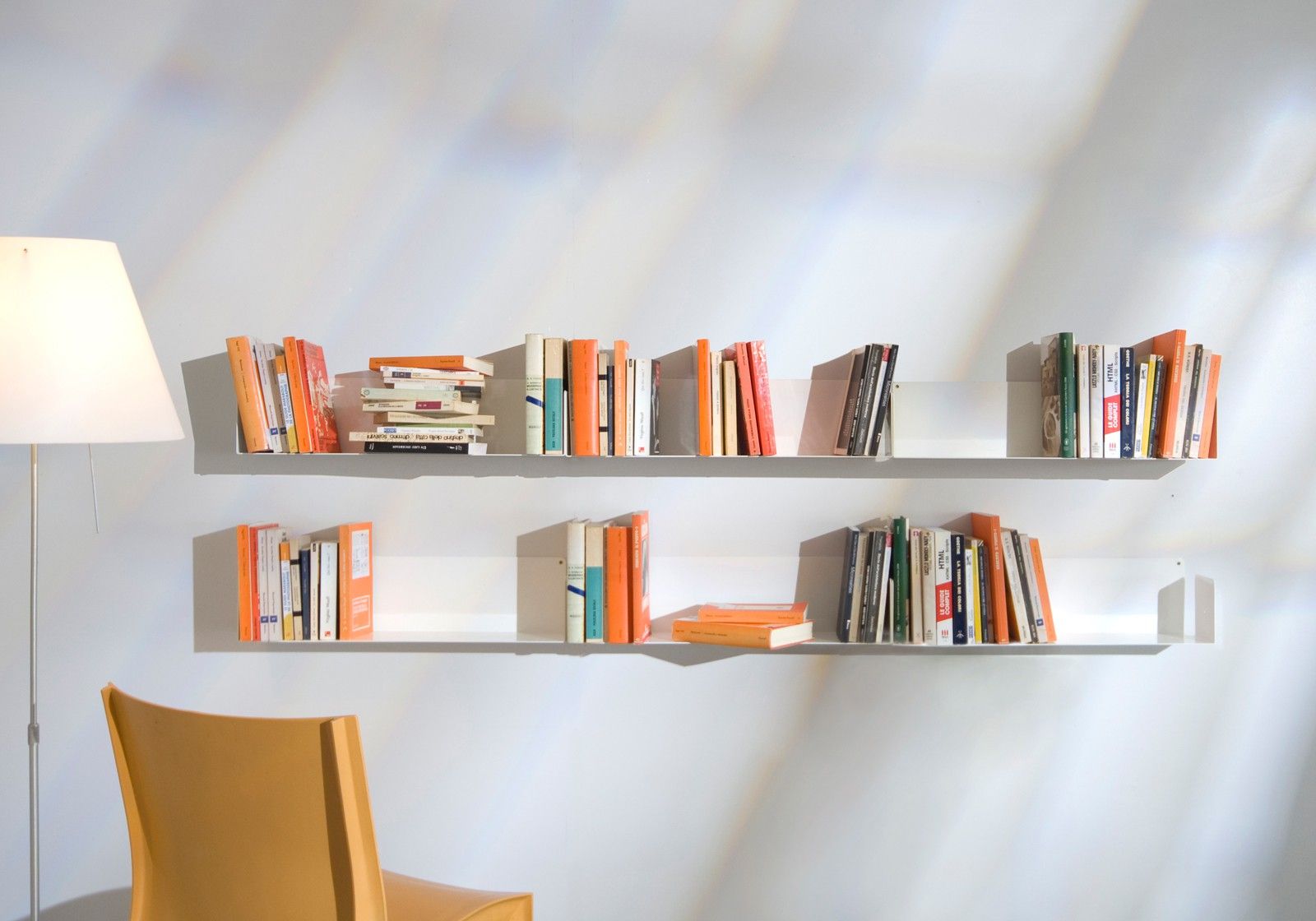Libreria di design "LINEAIRE" Libro
