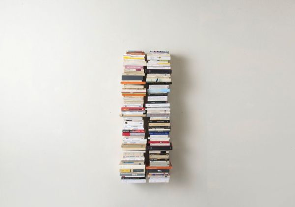 Mensole per libri invisibili